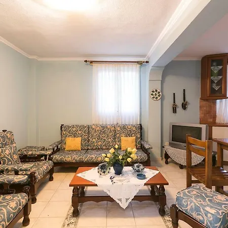 #flh - The Tangerine House Holiday home *