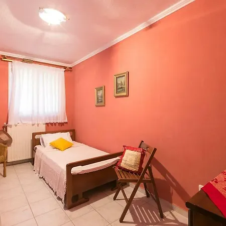 #flh - The Tangerine House